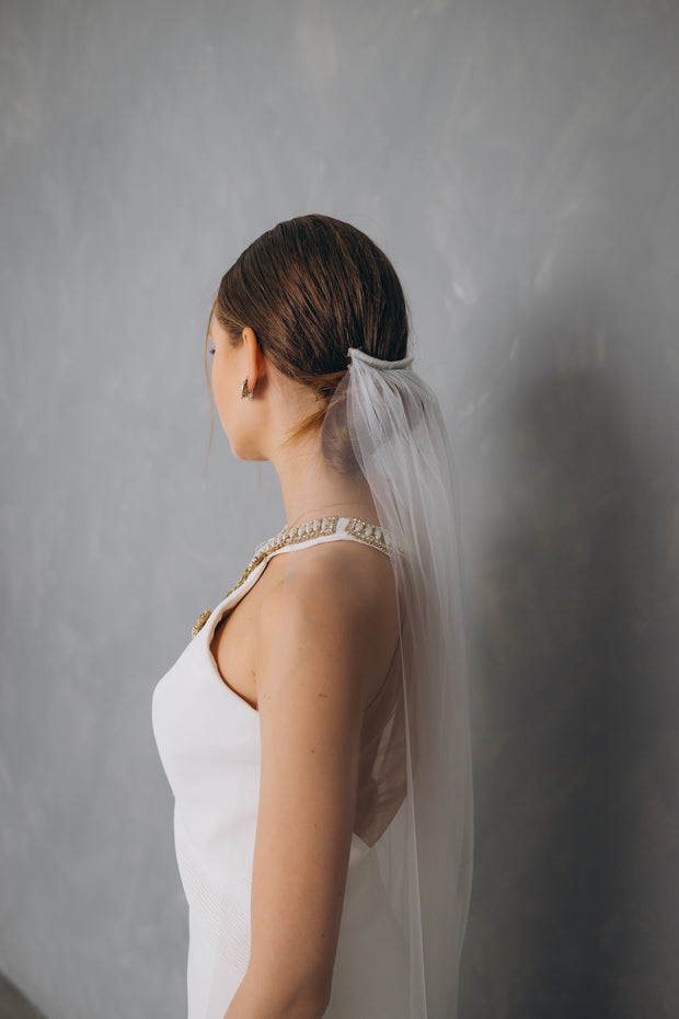 One Layer Transparent Wedding Veil on a Comb