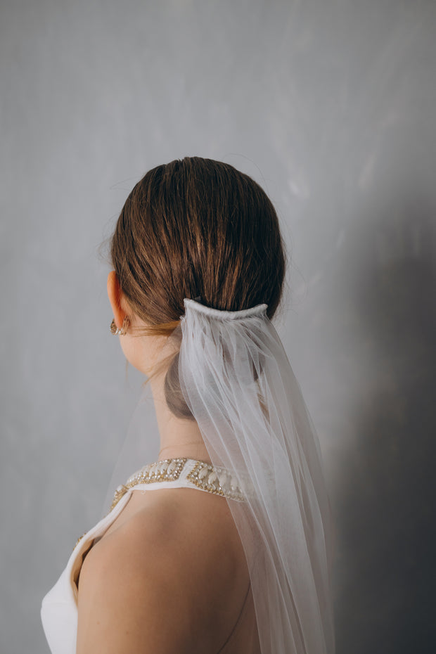 One Layer Transparent Wedding Veil on a Comb