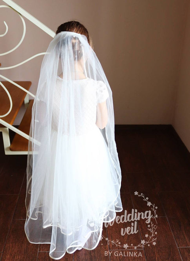 Veil for the girl on the first Communion. Handmade.