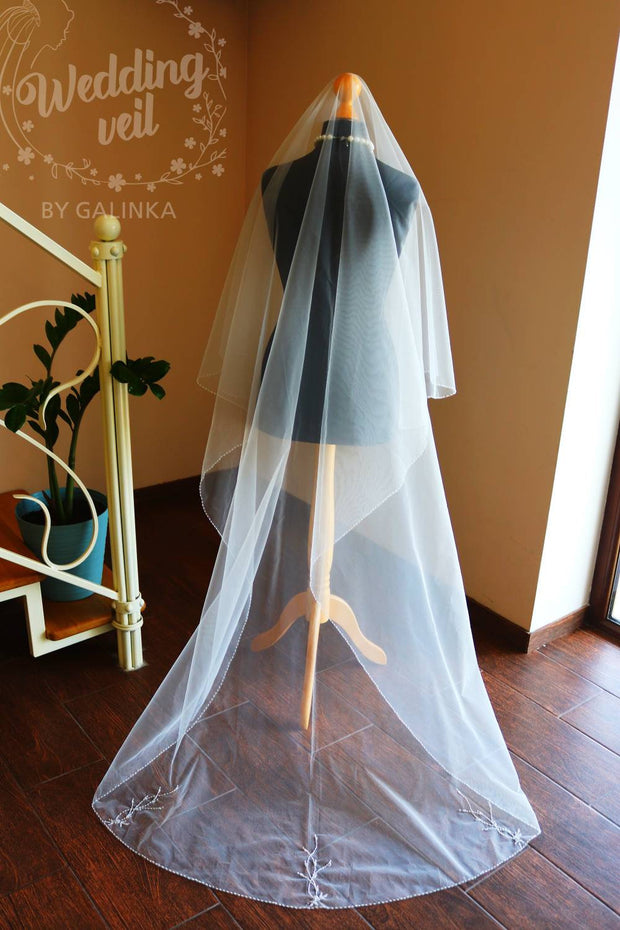 Wedding Veil embroidered with beads, glass beads, crystals.