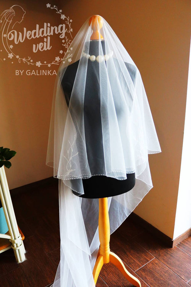 Wedding Veil embroidered with beads, glass beads, crystals.